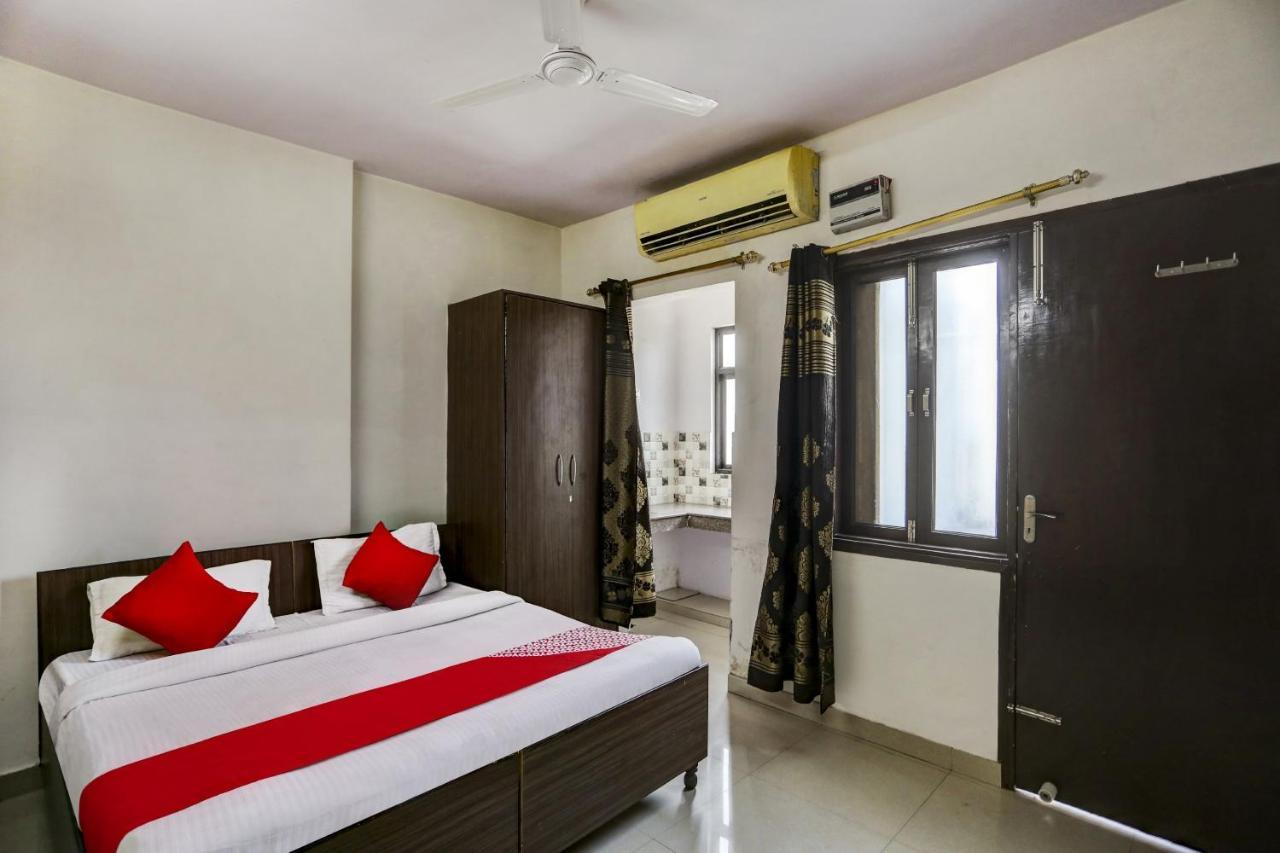 Hotel O Blissbourn Nueva Delhi Exterior foto