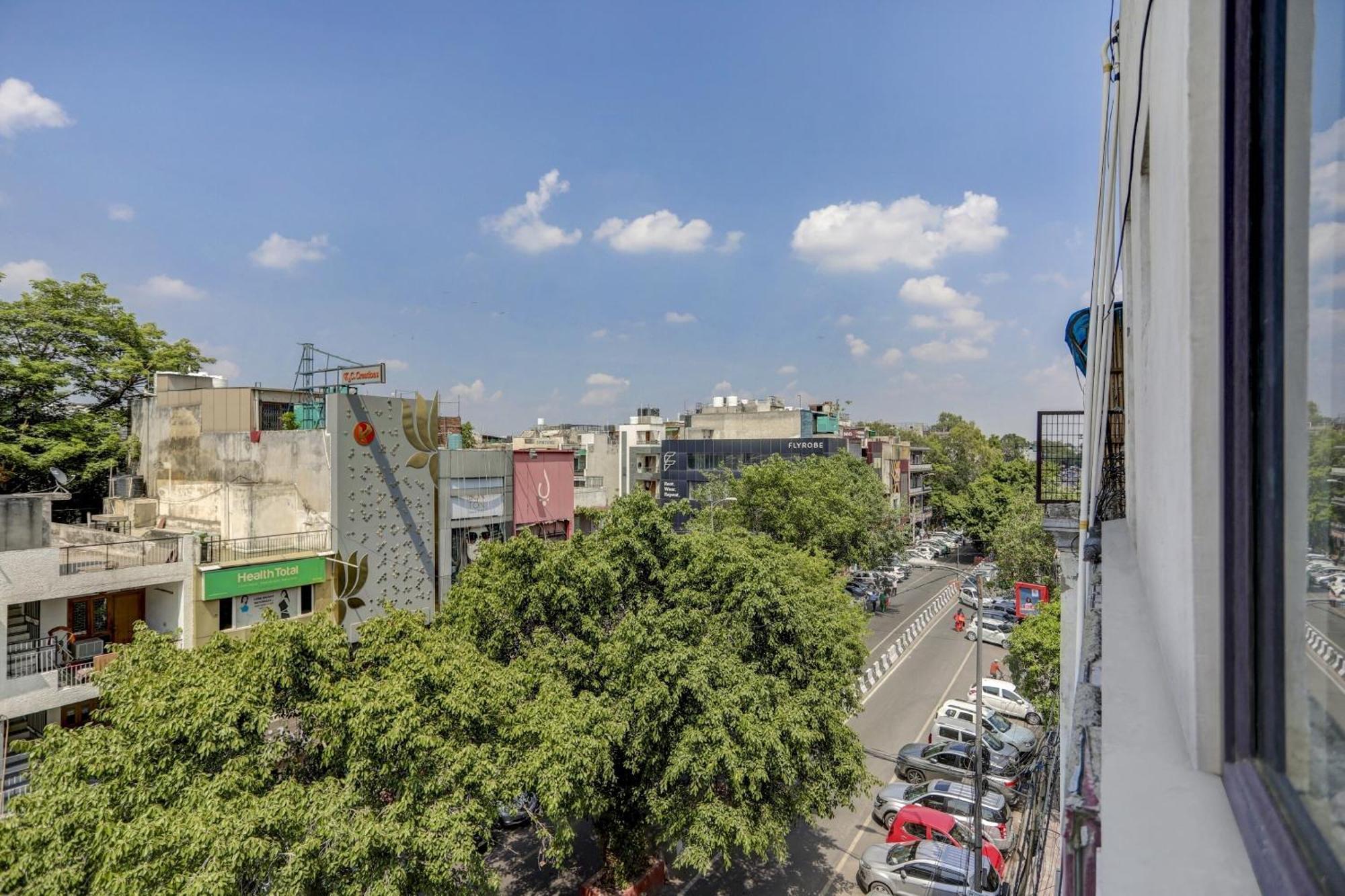 Hotel O Blissbourn Nueva Delhi Exterior foto